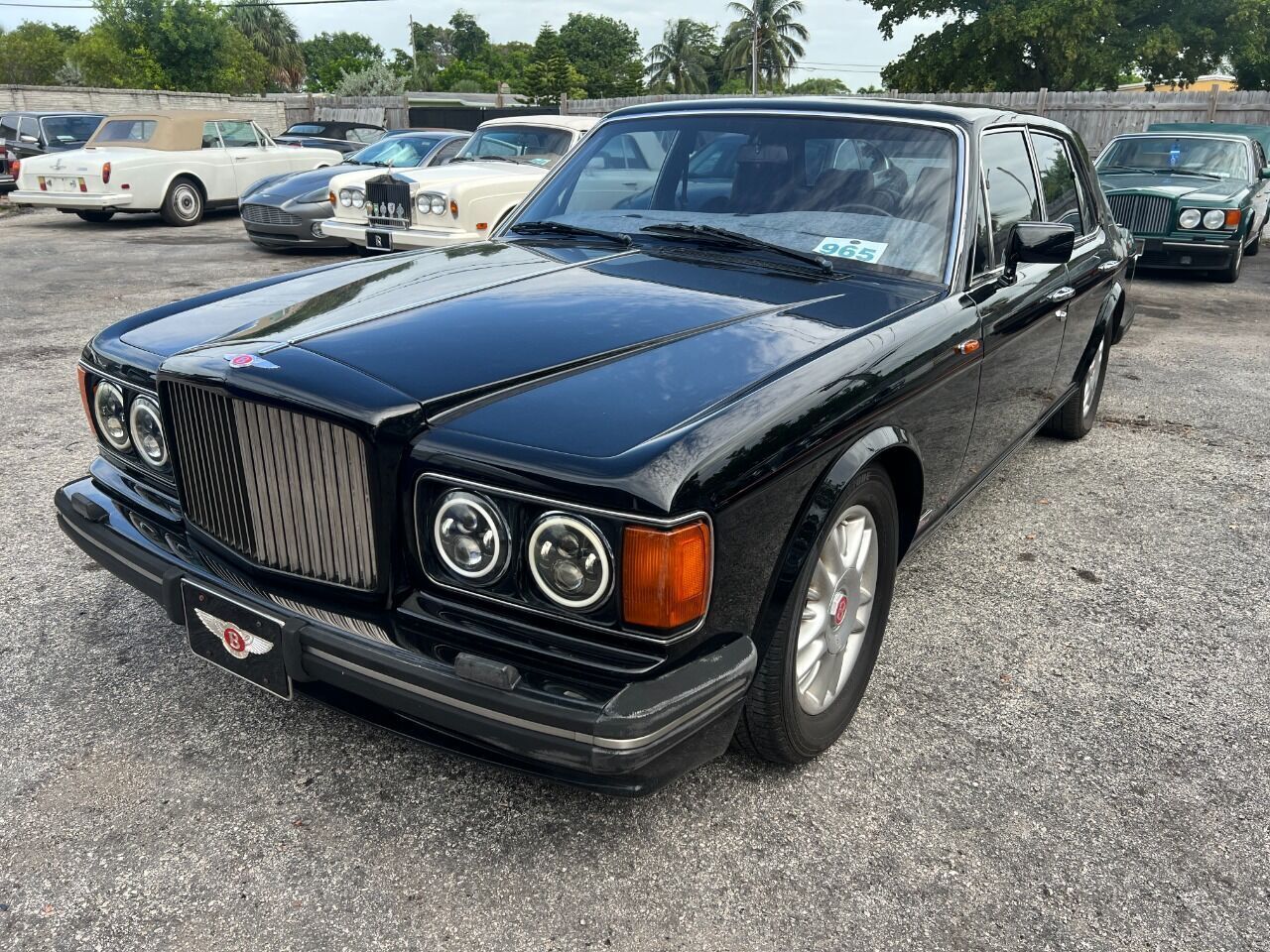 Bentley-Turbo-R-1991-Sedan