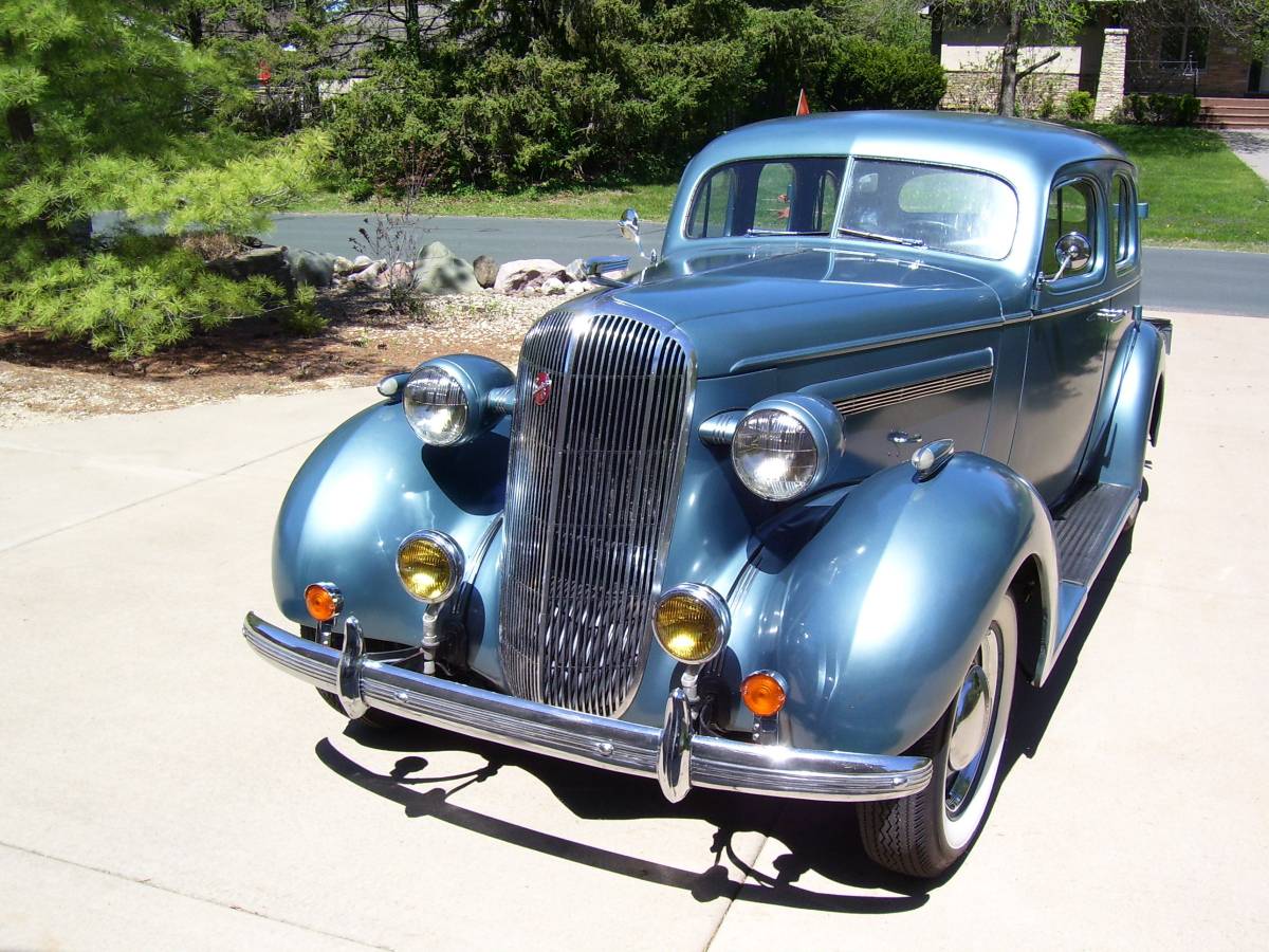 Buick-40-series-1936-blue-11