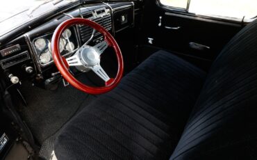 Buick-8-Limo-1937-4-Door-10