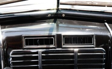 Buick-8-Limo-1937-4-Door-31