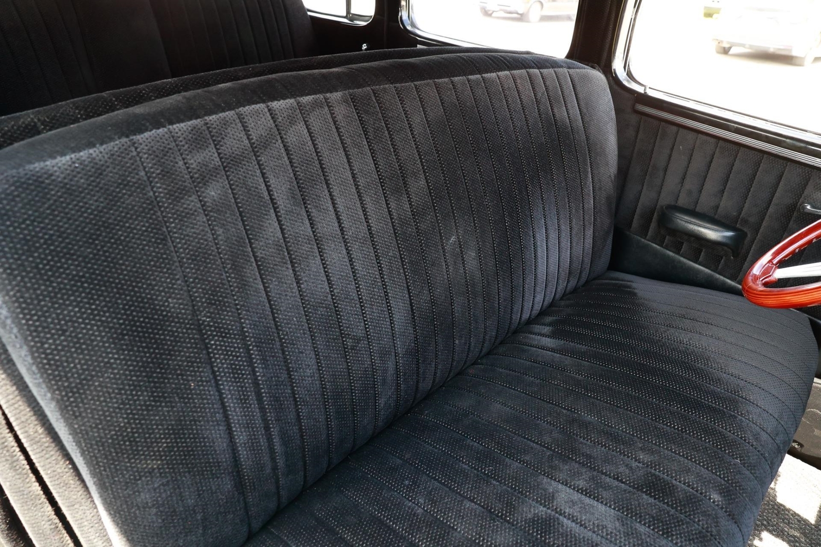 Buick-8-Limo-1937-4-Door-38