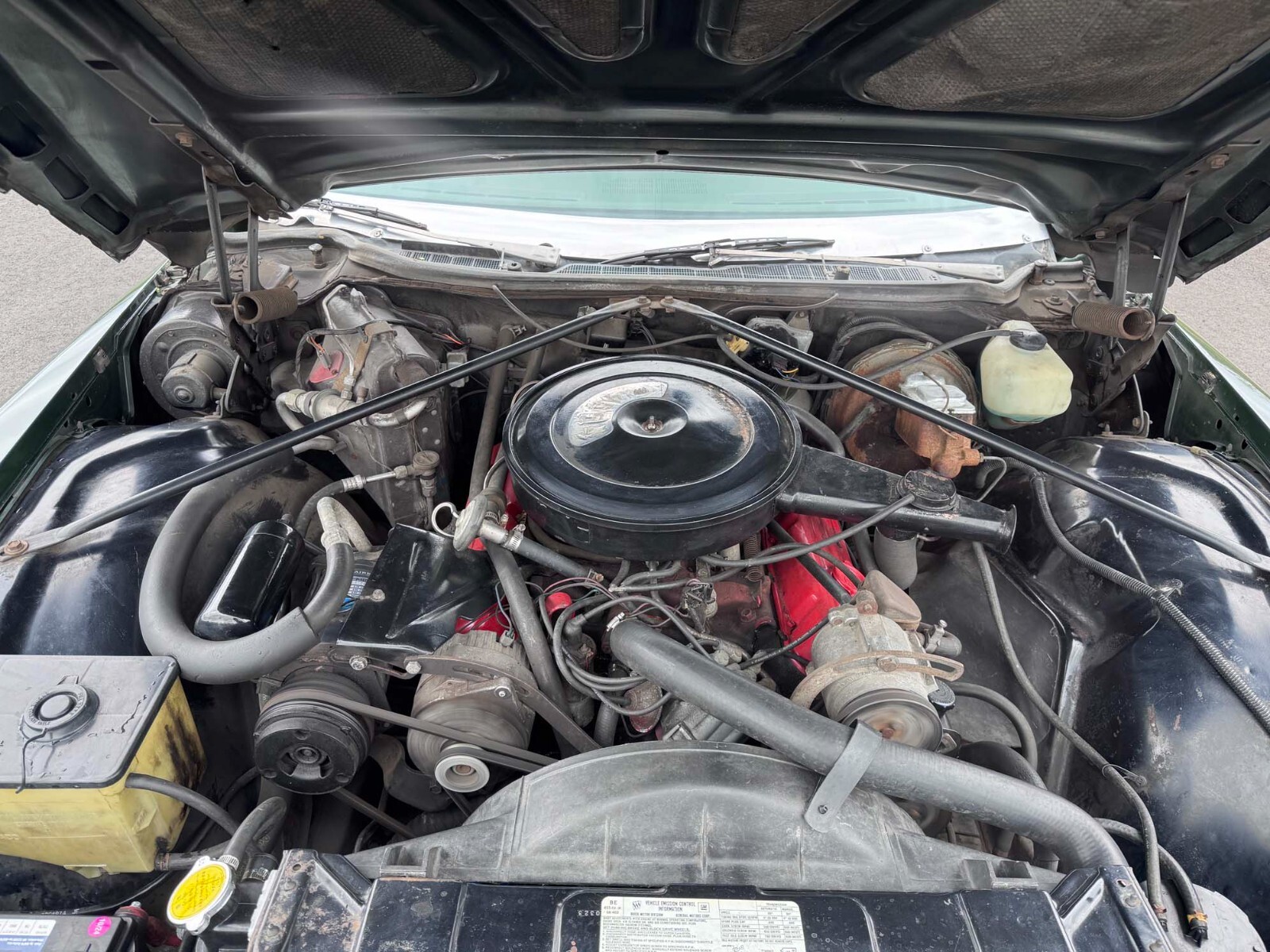 Buick-Centurion-1972-Sedan-31