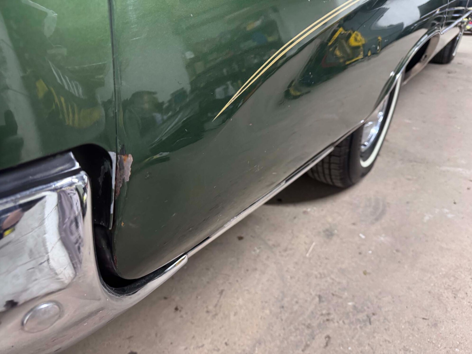 Buick-Centurion-1972-Sedan-34