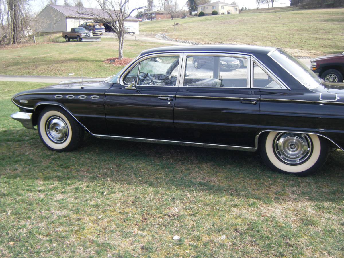 Buick Electra  1961 black