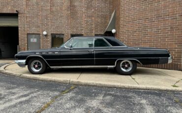 Buick-Electra-1962-Coupe-2