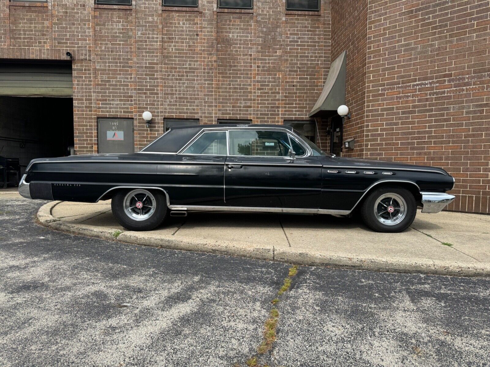 Buick-Electra-1962-Coupe-7
