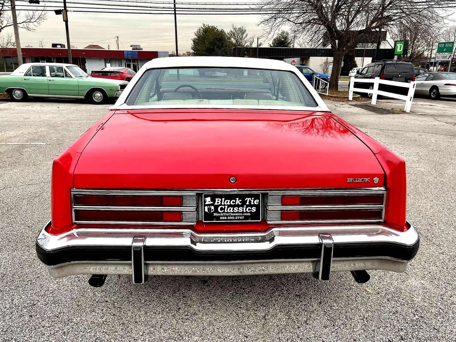 Buick-Electra-1977-Deluxe-12