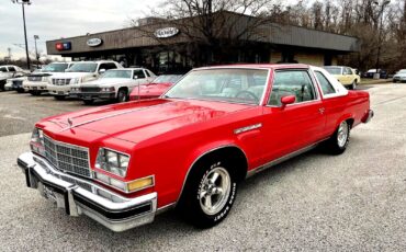 Buick-Electra-1977-Deluxe-13