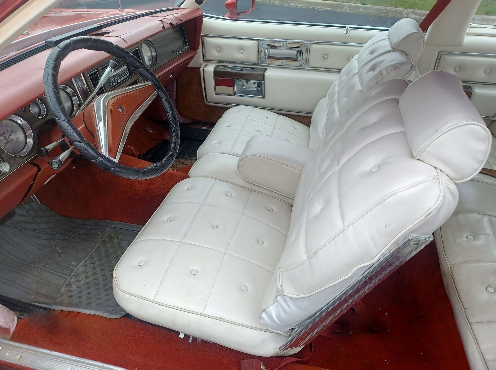 Buick-Electra-1977-Deluxe-22