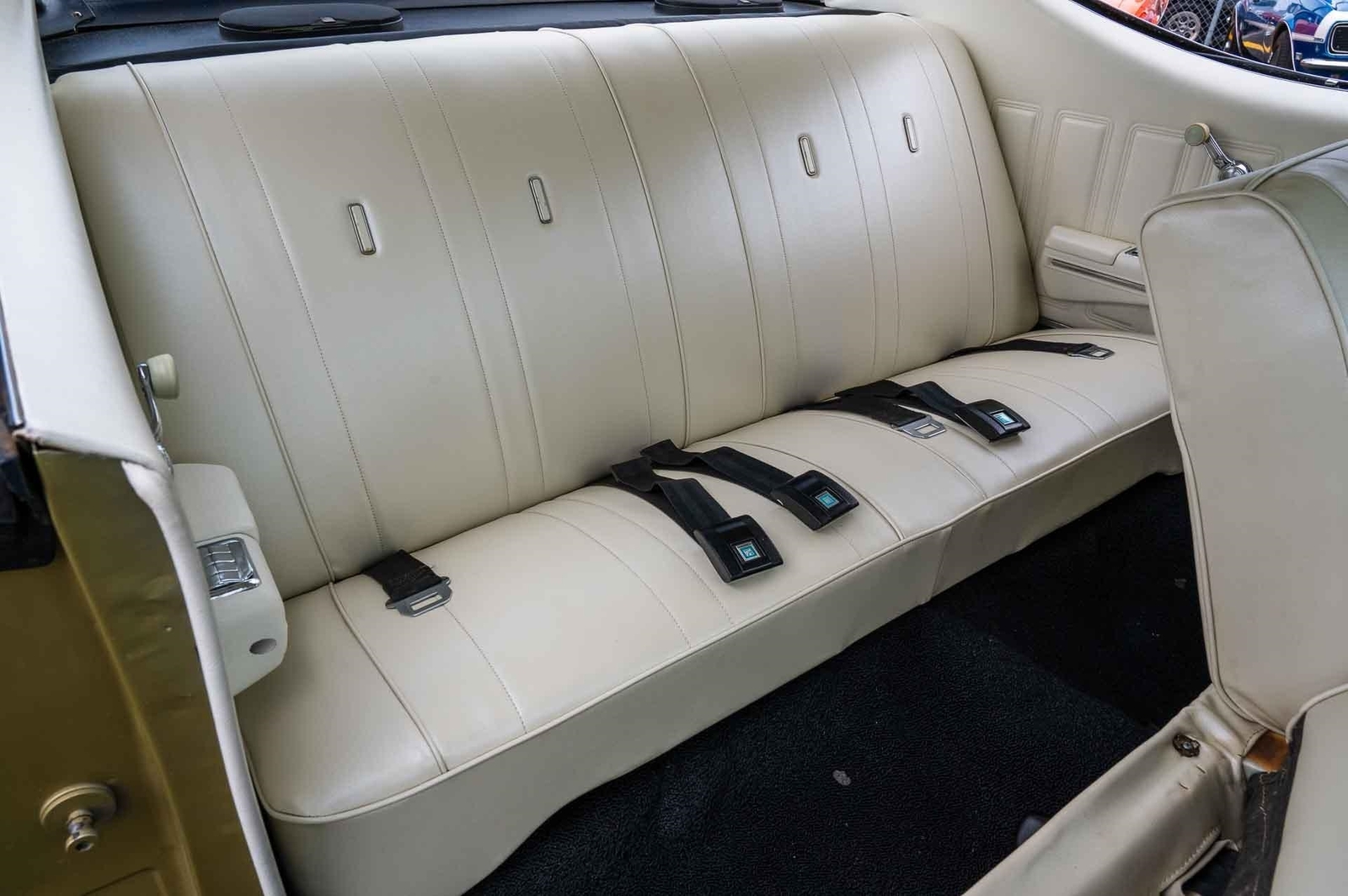 Buick-GS-1968-2-Door-14