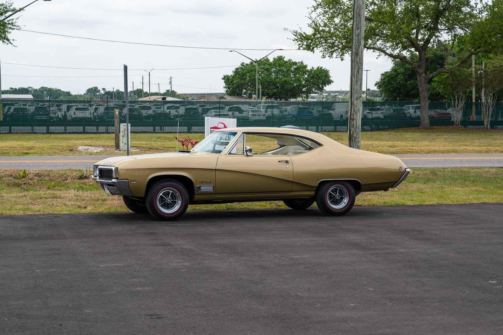 Buick-GS-1968-2-Door-21