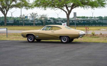 Buick-GS-1968-2-Door-23
