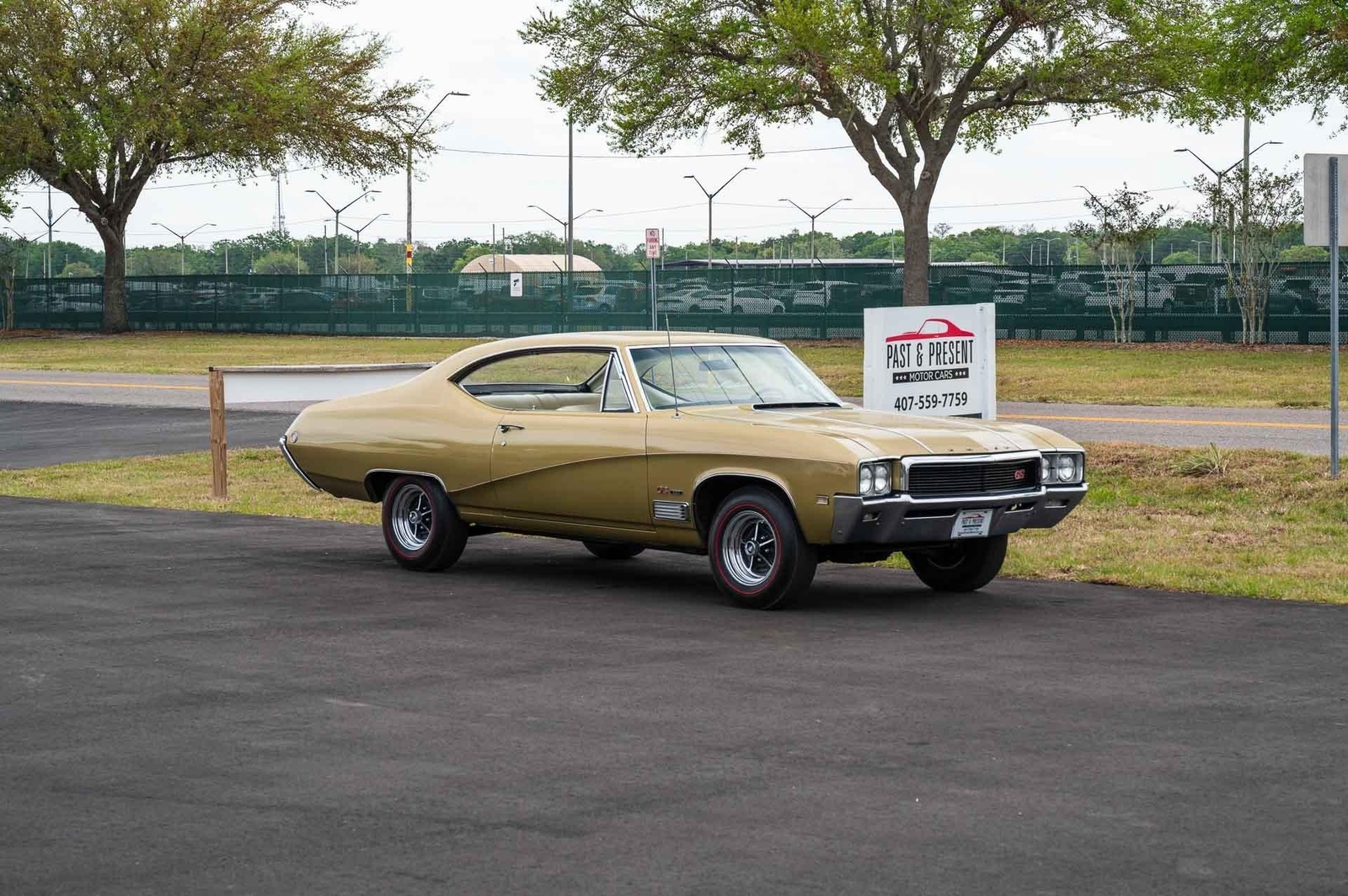 Buick-GS-1968-2-Door-8