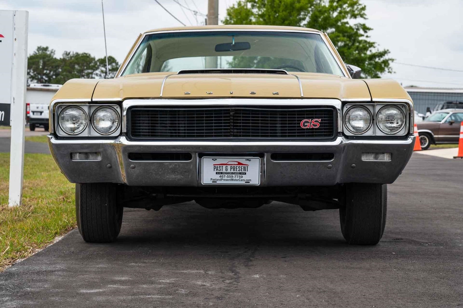 Buick-GS-1968-2-Door-9
