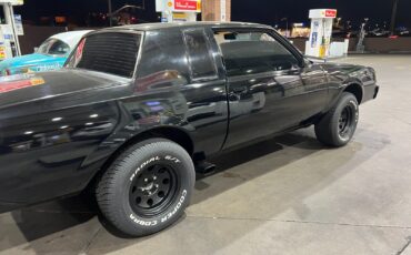 Buick-Grand-National-1986-13