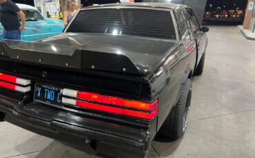 Buick-Grand-National-1986-2