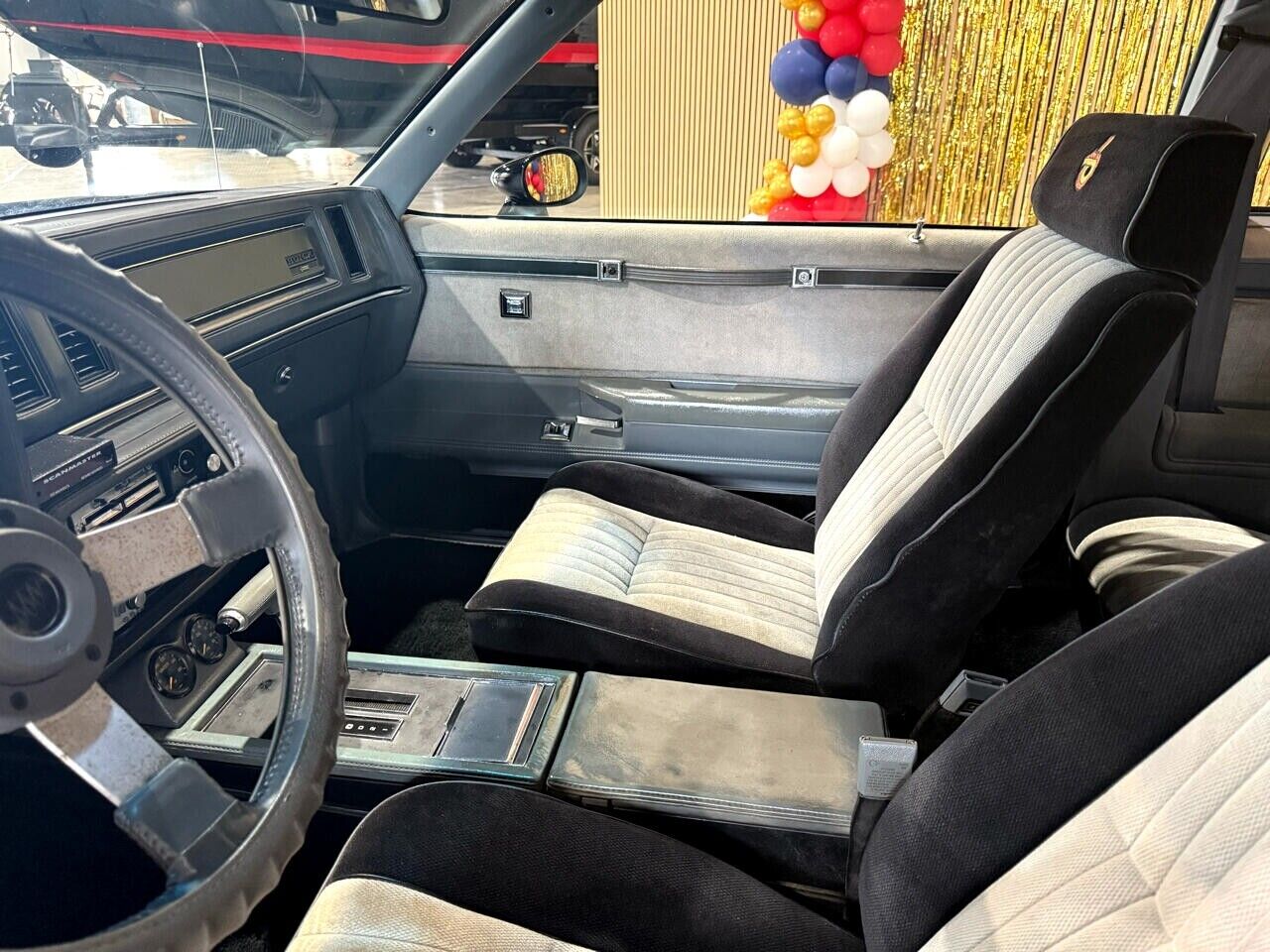 Buick-Grand-National-1987-American-Muscle-Car-20