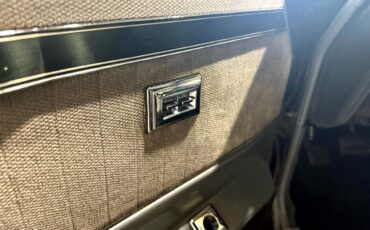 Buick-Grand-National-1987-American-Muscle-Car-24