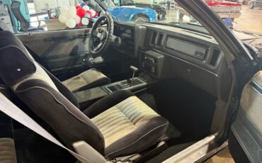 Buick-Grand-National-1987-American-Muscle-Car-26