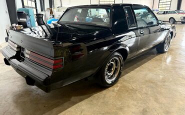 Buick-Grand-National-1987-American-Muscle-Car-4