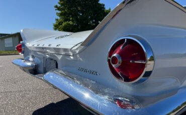 Buick-Invicta-1960-Sedan-24