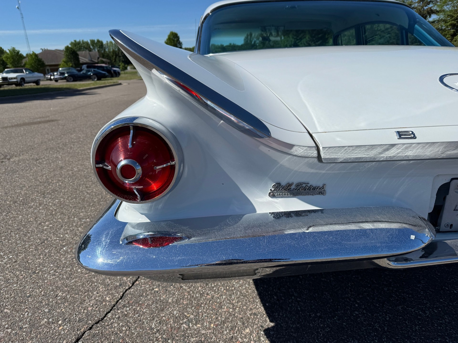Buick-Invicta-1960-Sedan-32