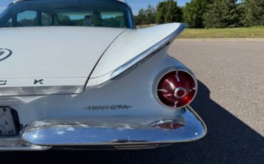 Buick-Invicta-1960-Sedan-34