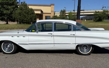 Buick-Invicta-1960-Sedan-6