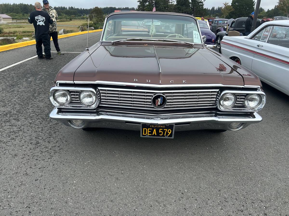 Buick-Le-sabre-1963-brown