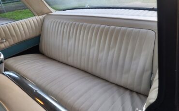 Buick-LeSabre-1962-Coupe-11