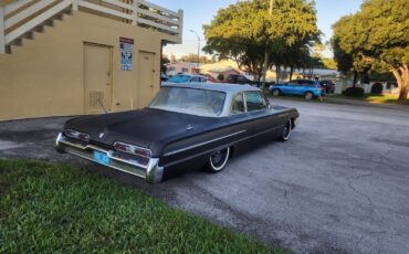 Buick-LeSabre-1962-Coupe-5