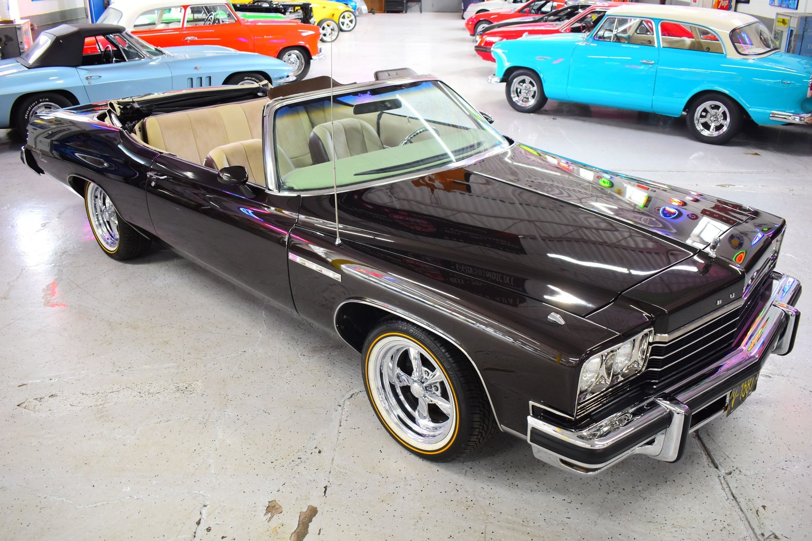 Buick-LeSabre-1975-Convertible-1