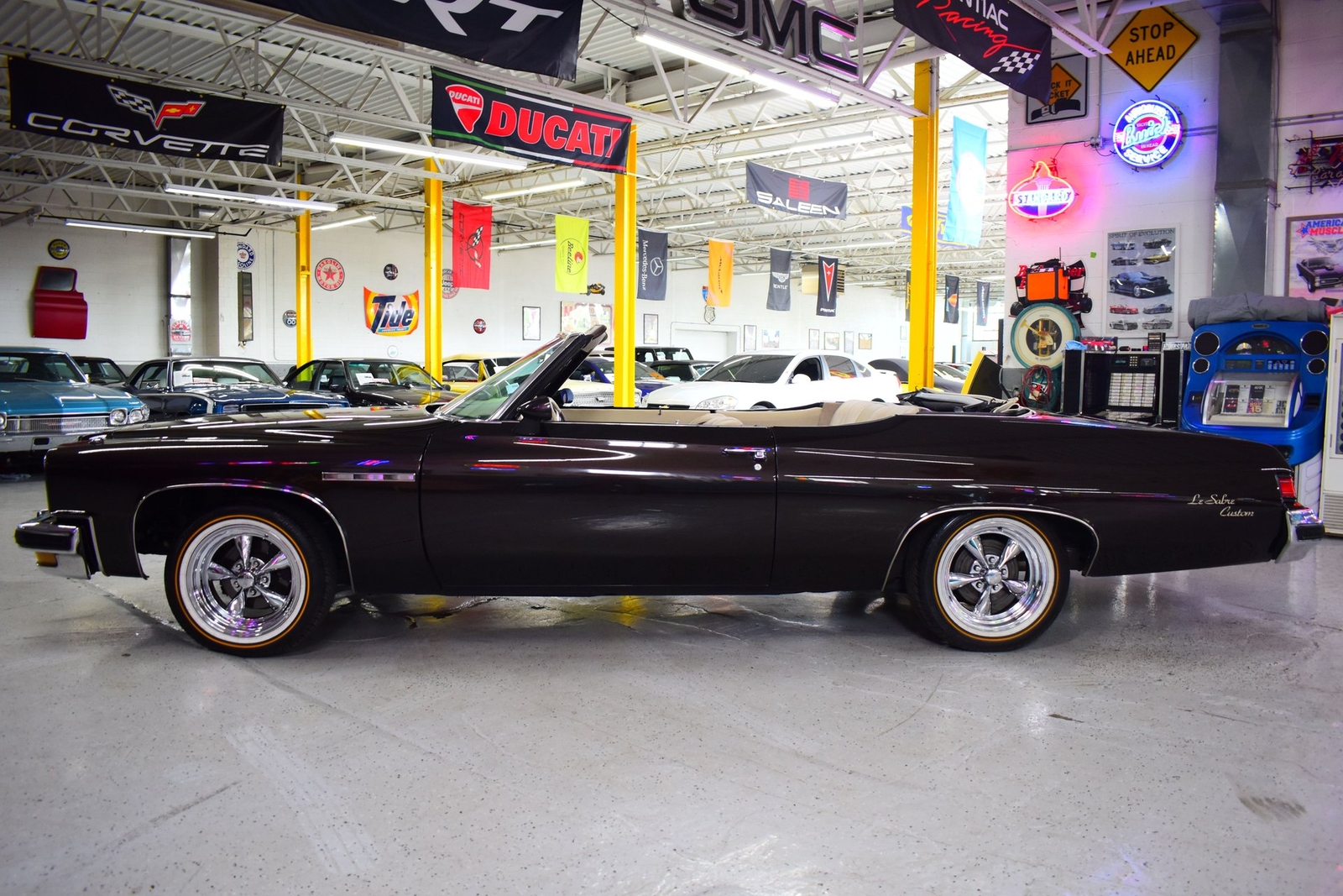 Buick-LeSabre-1975-Convertible-19
