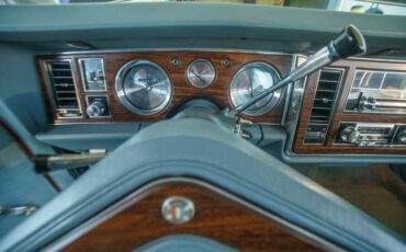 Buick-LeSabre-1979-Coupe-15