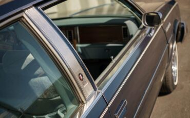 Buick-LeSabre-1979-Coupe-9
