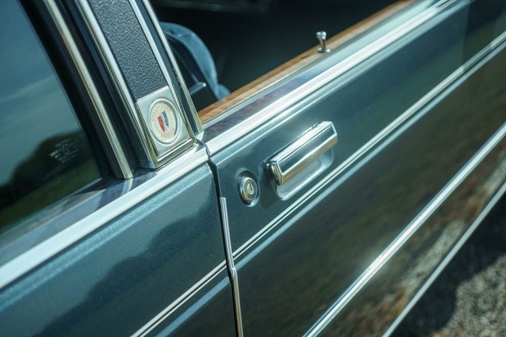 Buick-LeSabre-1985-Coupe-17