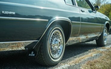 Buick-LeSabre-1985-Coupe-18