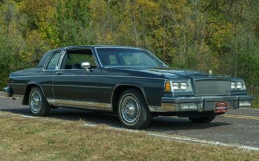 Buick-LeSabre-1985-Coupe-2