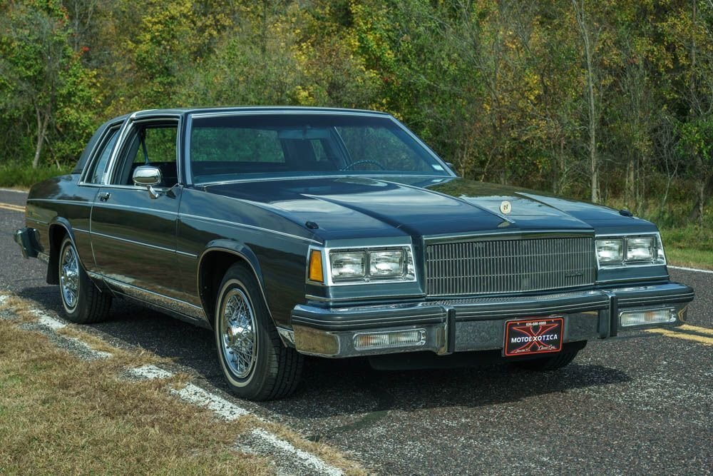Buick-LeSabre-1985-Coupe-23
