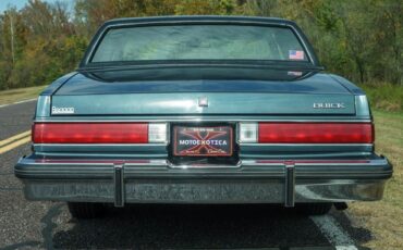 Buick-LeSabre-1985-Coupe-5
