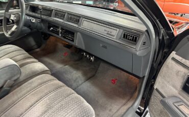 Buick-LeSabre-1986-Coupe-29