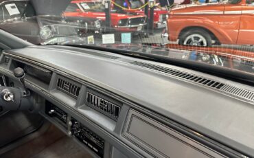 Buick-LeSabre-1986-Coupe-32
