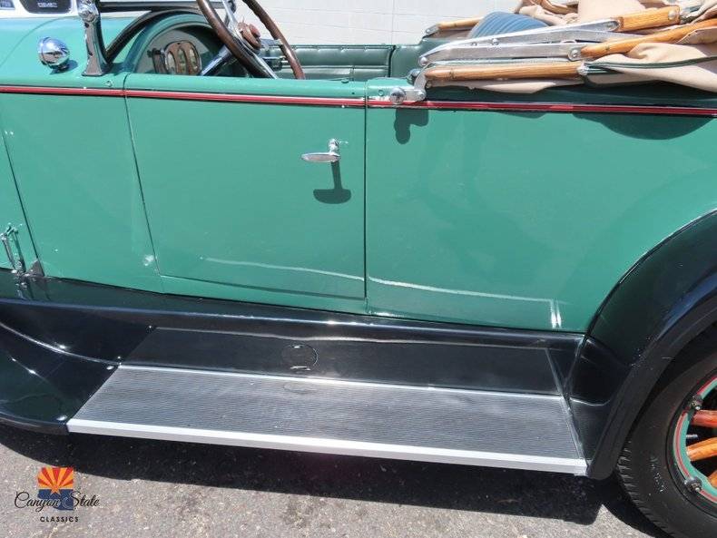 Buick-Model-24-deluxe-sport-road-1928-green-22
