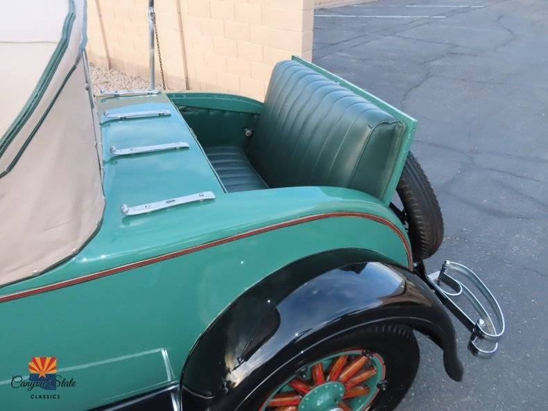 Buick-Model-24-deluxe-sport-road-1928-green-4
