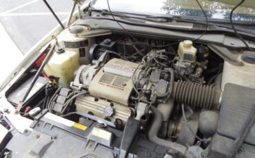 Buick-Reatta-1988-Coupe-8