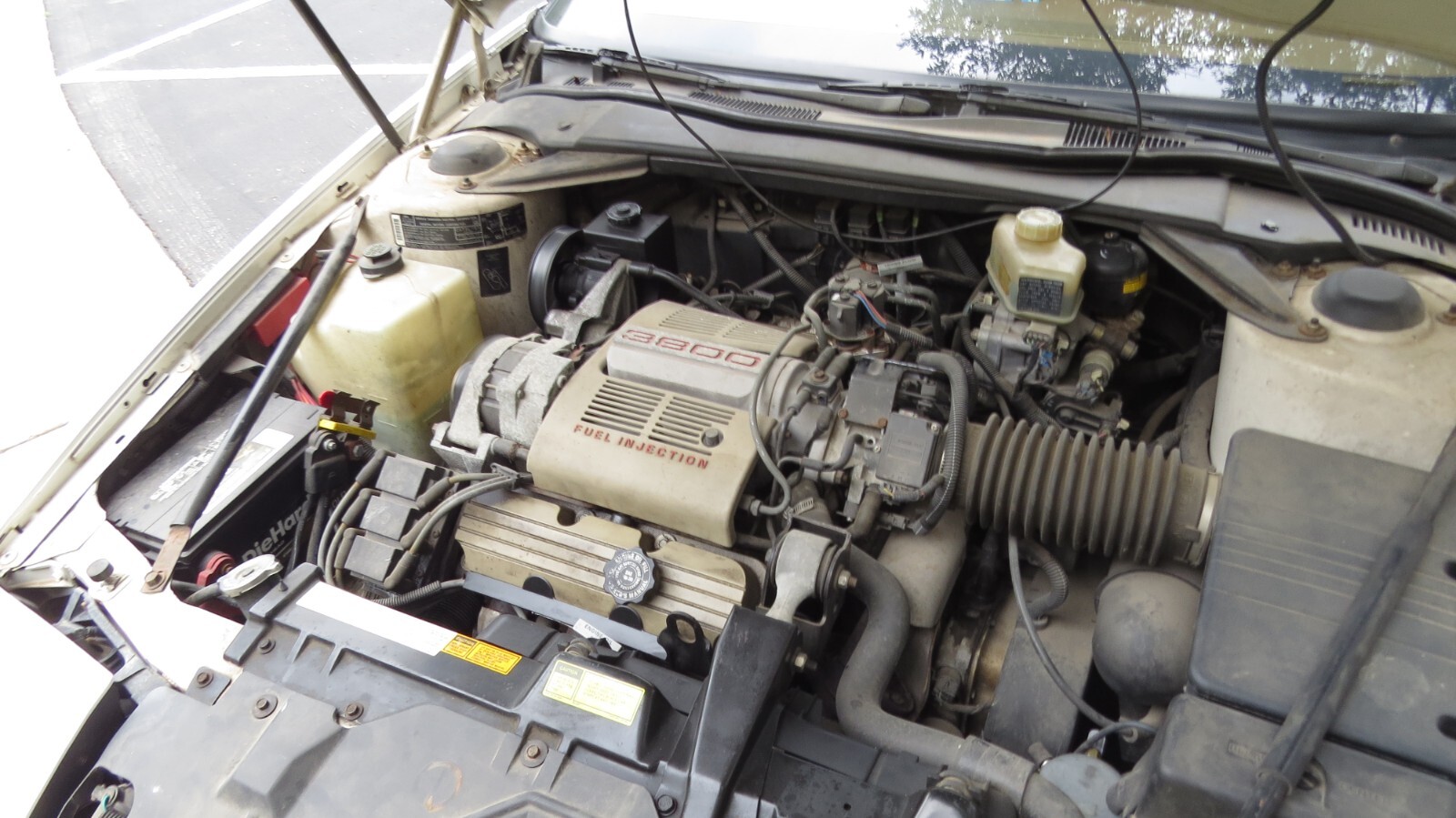 Buick-Reatta-1988-Coupe-8