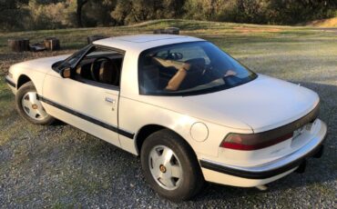 Buick-Reatta-1990-Coupe-2