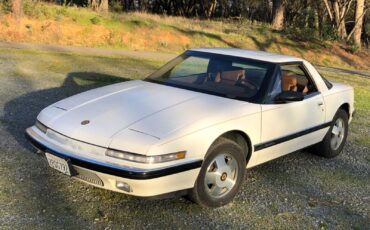 Buick-Reatta-1990-Coupe-3