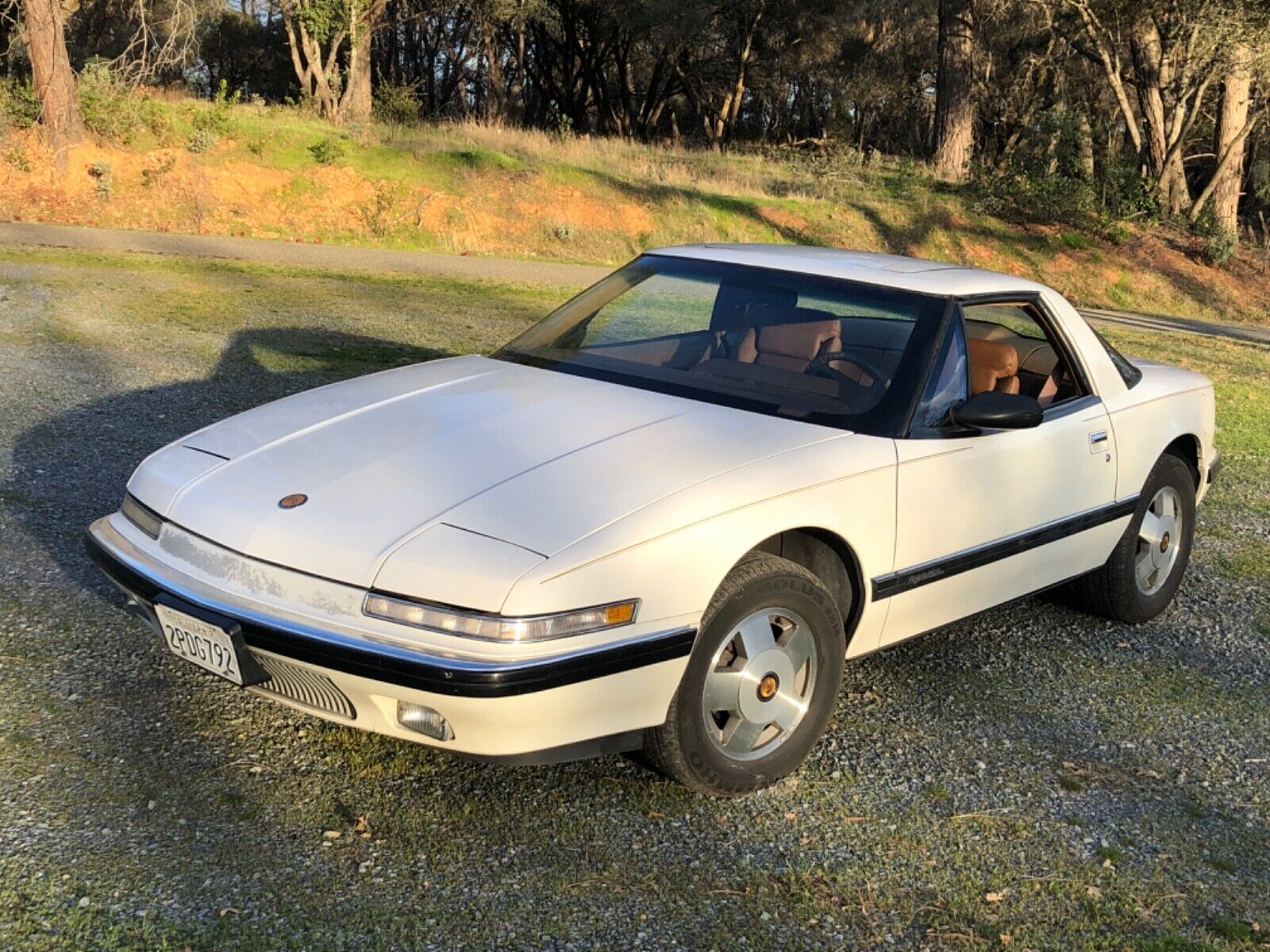 Buick-Reatta-1990-Coupe-3