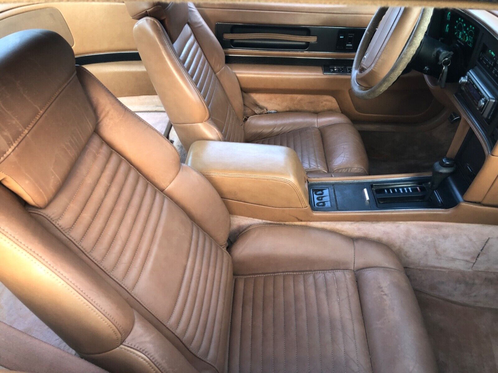 Buick-Reatta-1990-Coupe-6